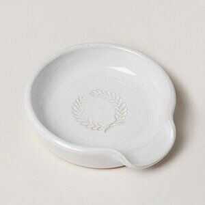 Farmhouse Pottery Stoneware Laurel Spoon Rest